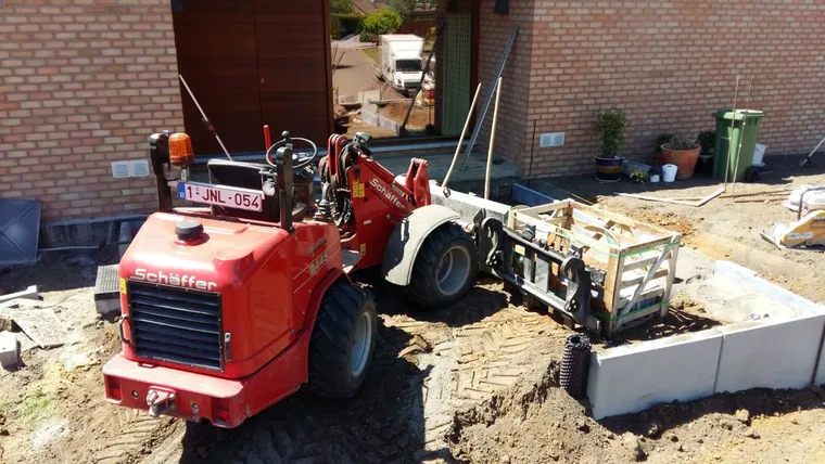 Grondwerken voor een tuin in Limburg